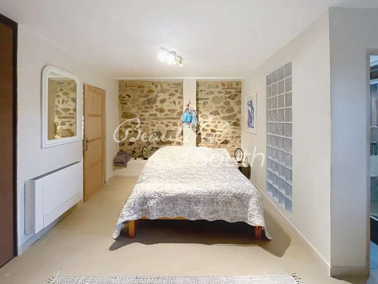 Maison Caixas - 5 chambres - 385m²