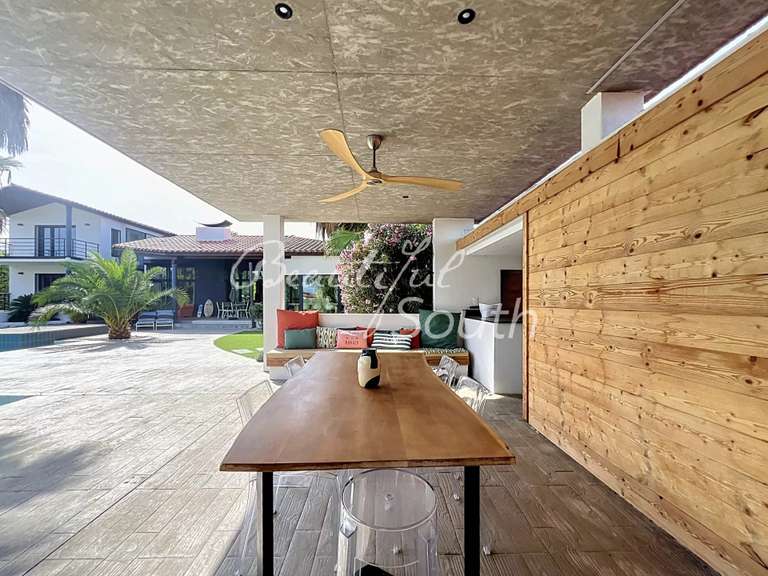 House Pollestres - 4 bedrooms - 260m²