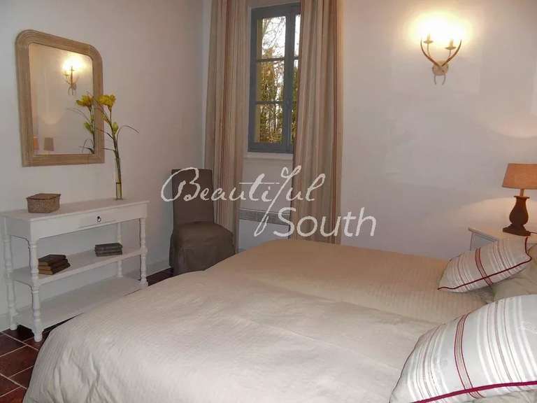 Maison Marseillette - 13 chambres - 440m²