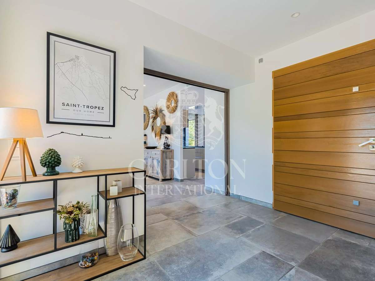House Saint-Tropez