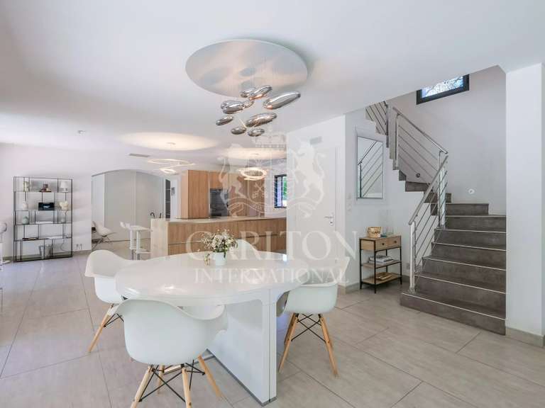 Maison Gassin - 5 chambres - 193m²