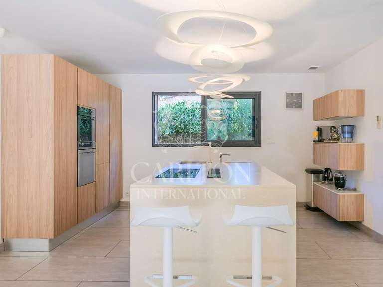 Maison Gassin - 5 chambres - 193m²