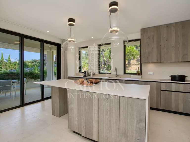 House Saint-Tropez - 6 bedrooms - 354m²