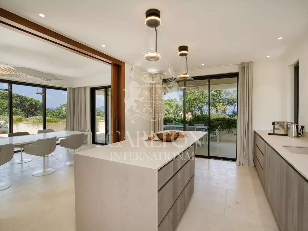 House Saint-Tropez