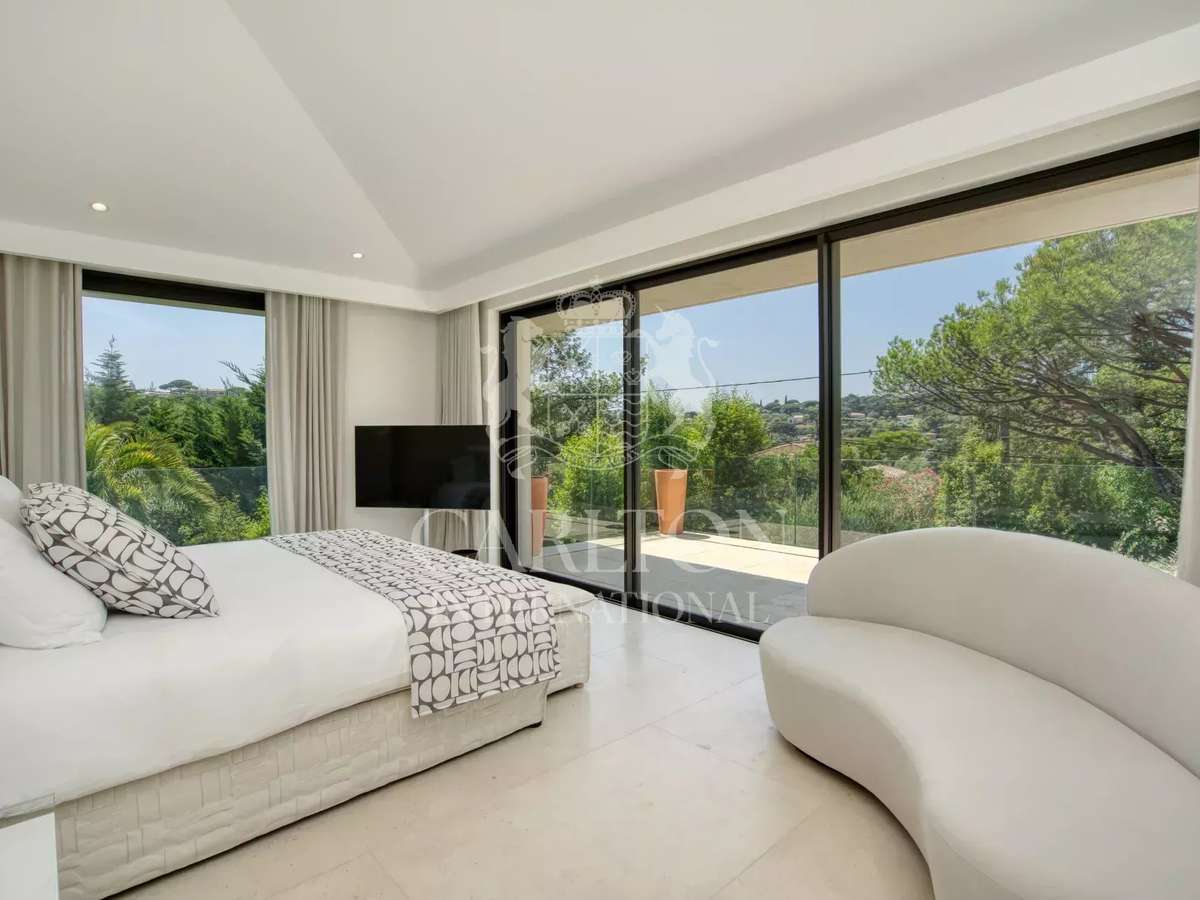 House Saint-Tropez