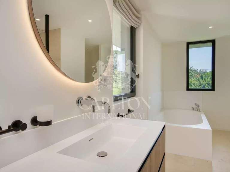 House Saint-Tropez - 6 bedrooms - 354m²