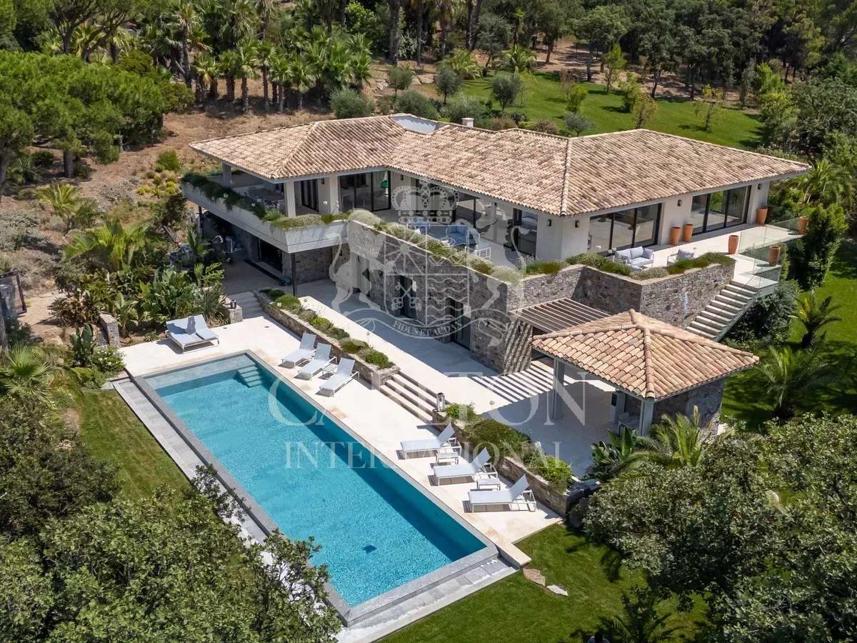 House Saint-Tropez