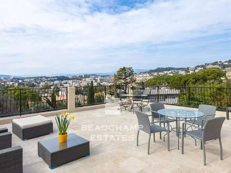 House Cannes - 6 bedrooms - 233m²
