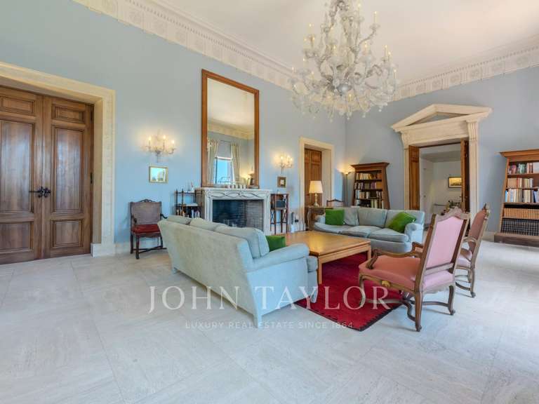 Maison Grasse - 8 chambres - 462m²