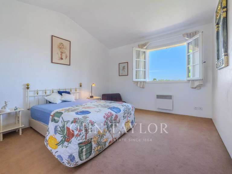 Maison avec Vue sur mer Le Rouret - 5 chambres - 337m²