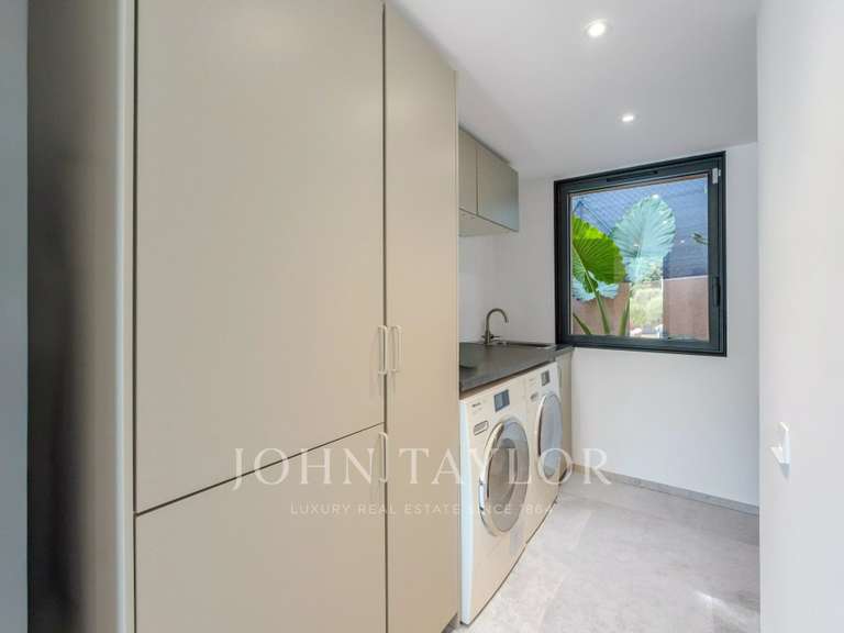 Maison Roquefort-les-Pins - 4 chambres - 173m²