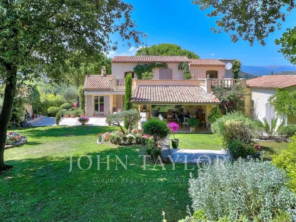 Maison Biot