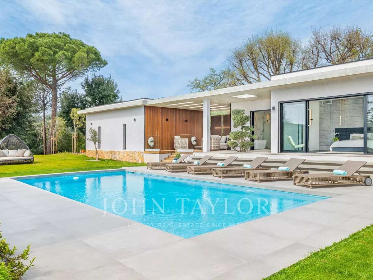 Maison Biot