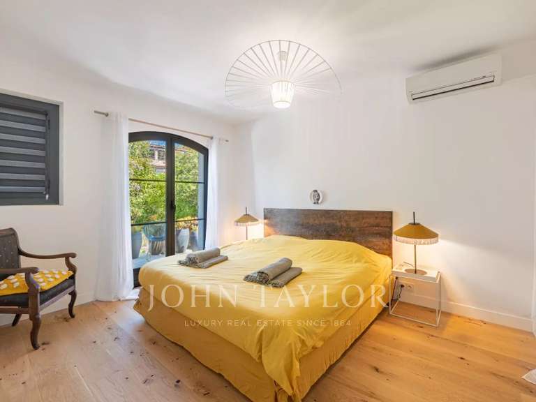 Maison Valbonne - 5 chambres - 221m²