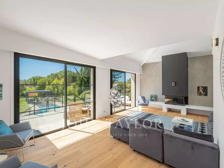 Maison Valbonne - 5 chambres - 221m²