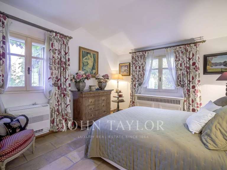 Maison Valbonne - 6 chambres - 330m²