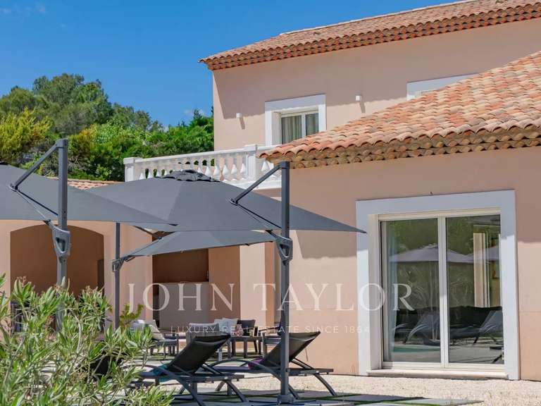 Maison Sophia-antipolis - 5 chambres - 280m²