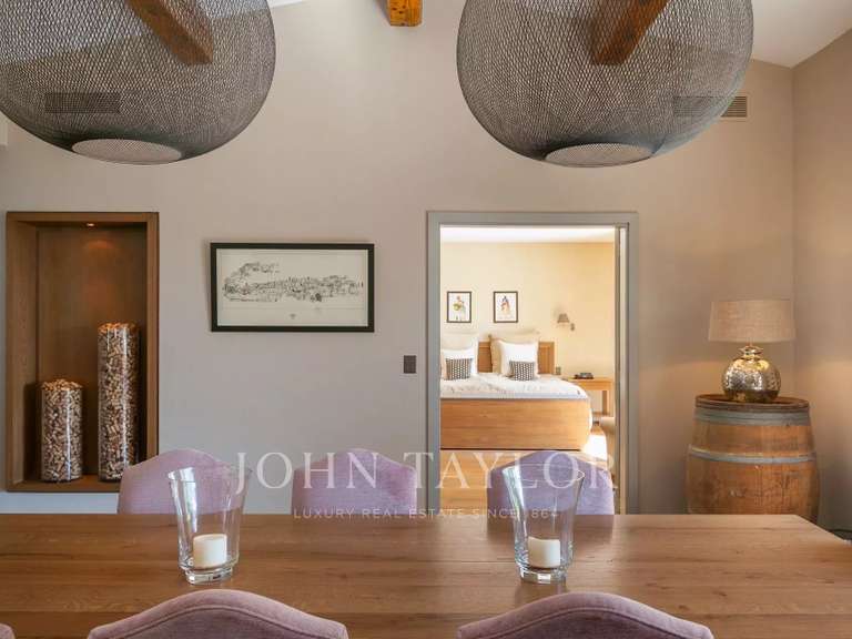 Maison Mouans-Sartoux - 4 chambres - 223m²
