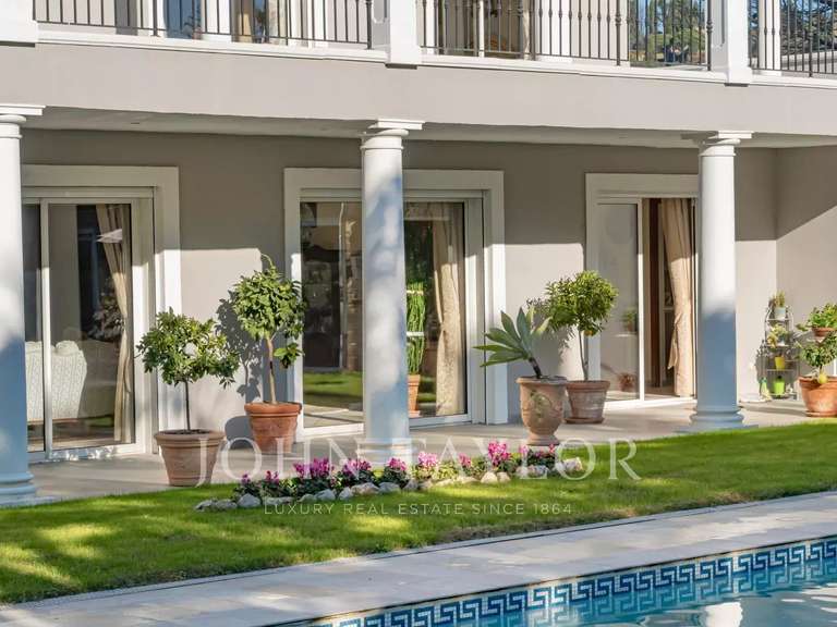 Maison Mougins - 4 chambres - 265m²
