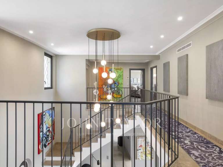 Maison Grasse - 5 chambres - 730m²