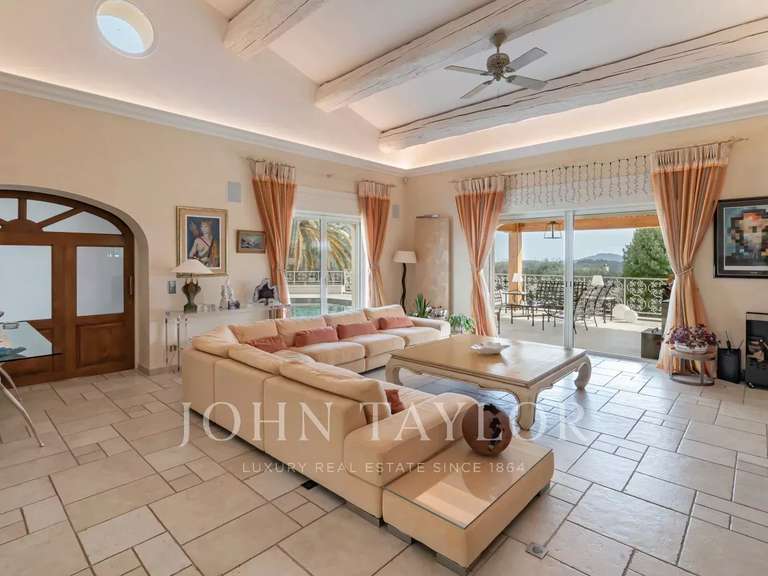 Maison Biot - 9 chambres - 556m²