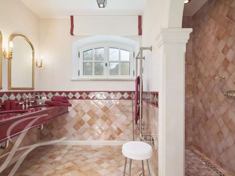 Maison Grasse - 10 chambres - 919m²