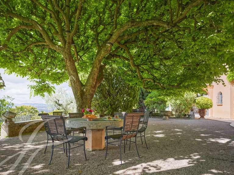 Maison Grasse - 10 chambres - 919m²