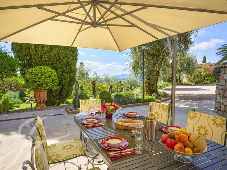 Maison Grasse - 10 chambres - 919m²