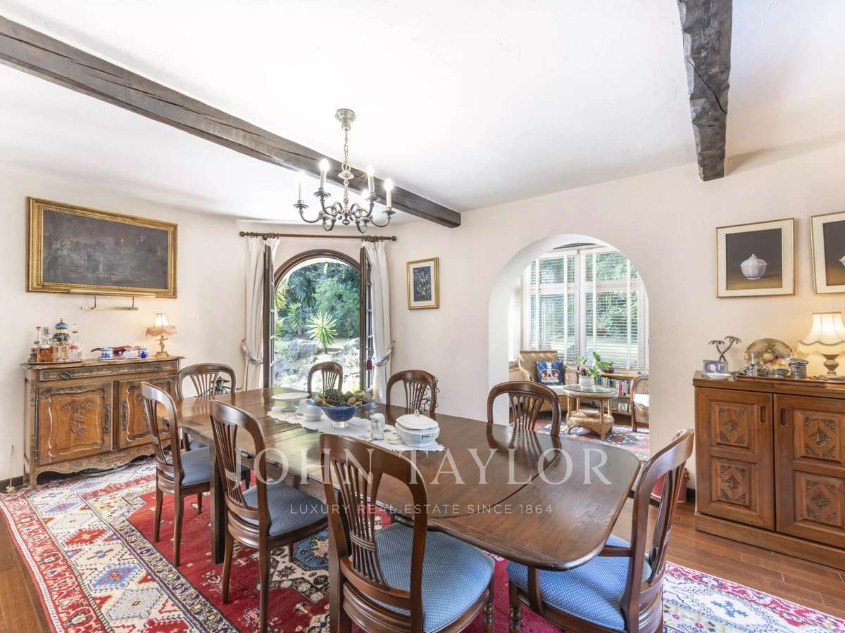 Maison Biot