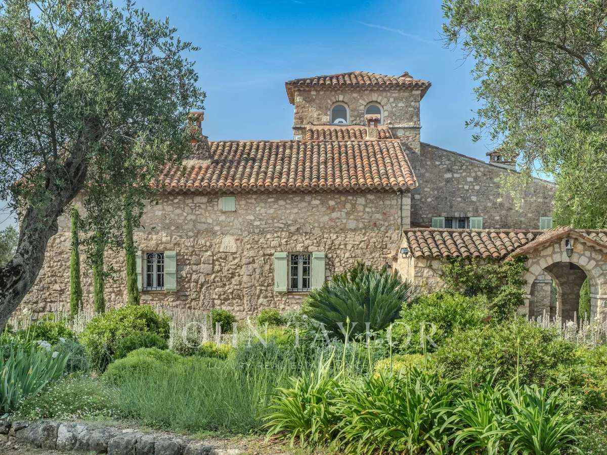 House Châteauneuf-Grasse