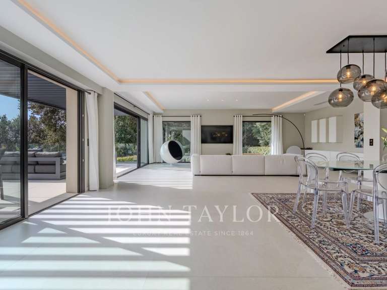 Maison Biot - 5 chambres - 364m²