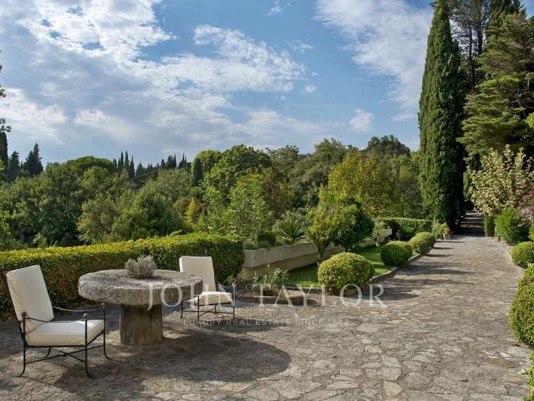Maison Grasse - 10 chambres - 521m²