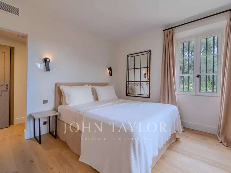 Maison Grasse - 9 chambres - 551m²