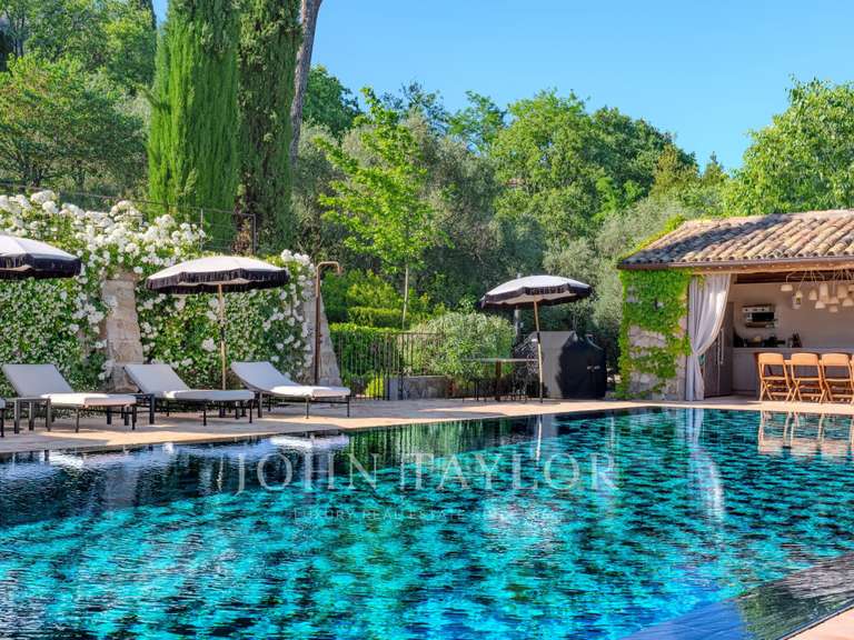 Maison Grasse - 9 chambres - 551m²