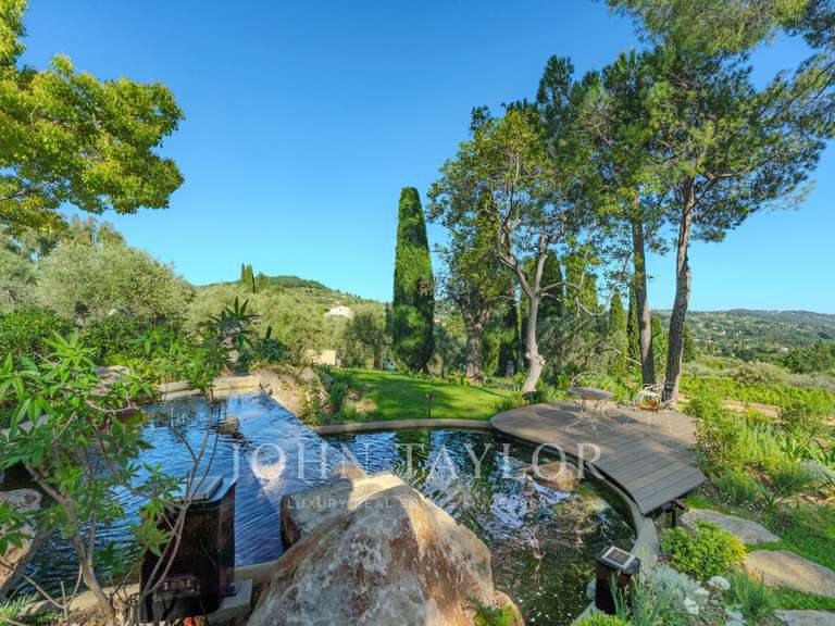 Maison Grasse - 9 chambres - 551m²