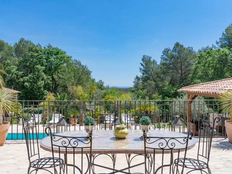 Maison Le Rouret - 6 chambres - 260m²