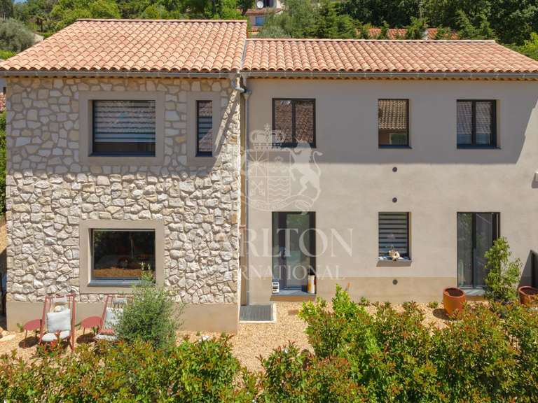 Maison Valbonne - 4 chambres - 177m²
