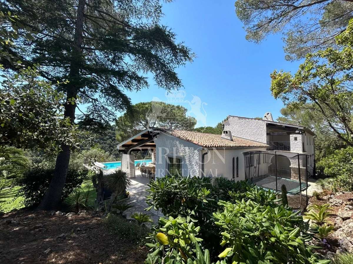 Maison Biot