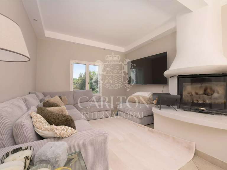 Maison Biot - 4 chambres - 313m²