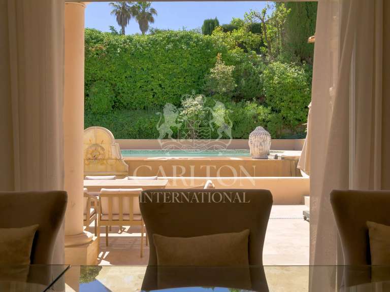 Maison Biot - 4 chambres - 313m²