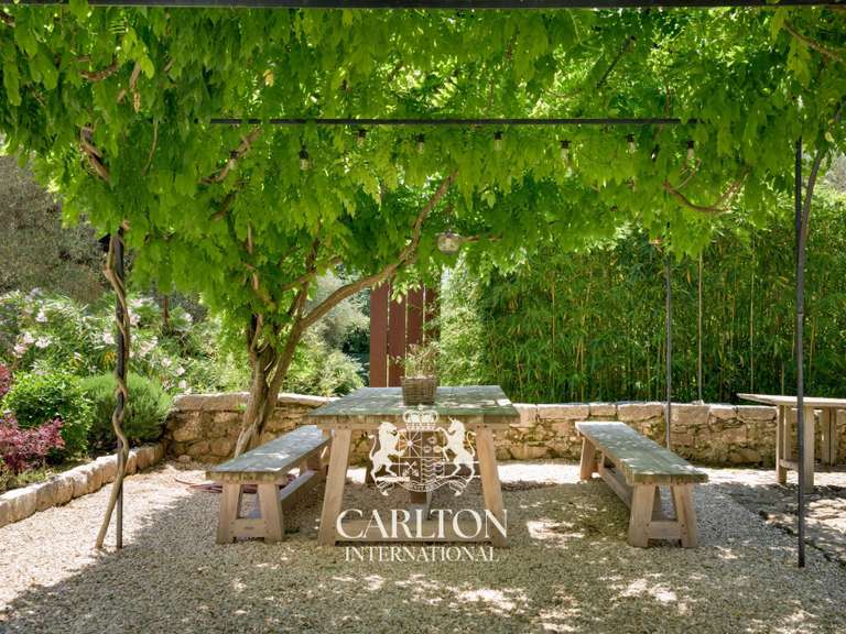 Maison Roquefort-les-Pins - 6 chambres - 400m²