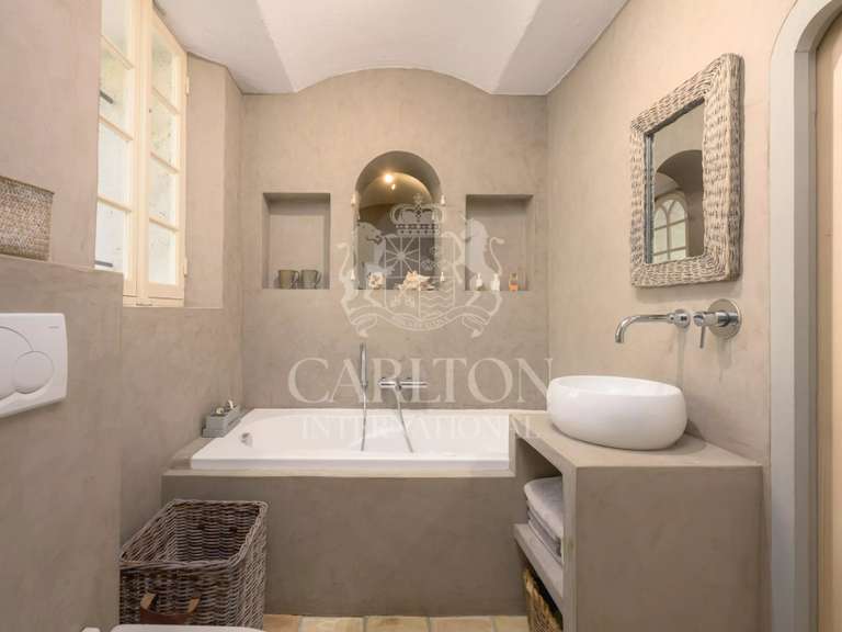 Maison Châteauneuf-Grasse - 5 chambres - 400m²