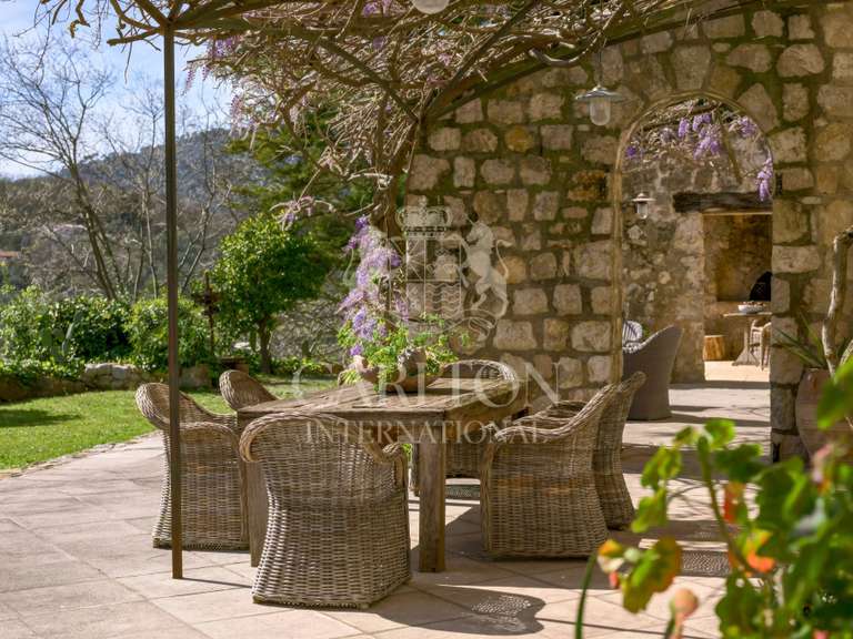 Maison Châteauneuf-Grasse - 5 chambres - 400m²