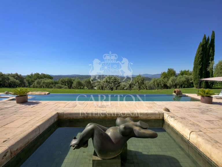 Maison Châteauneuf-Grasse - 6 chambres - 625m²