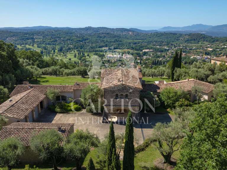 Maison Châteauneuf-Grasse - 6 chambres - 625m²