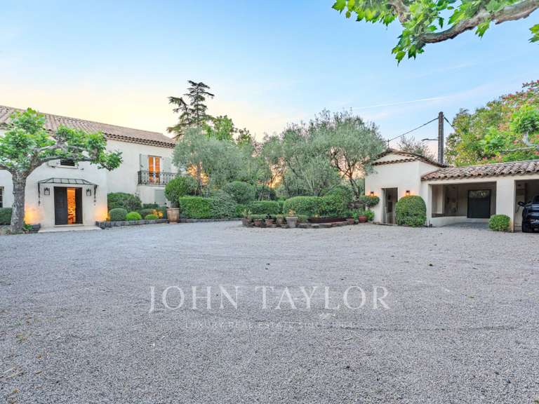 Maison Mougins - 5 chambres - 385m²