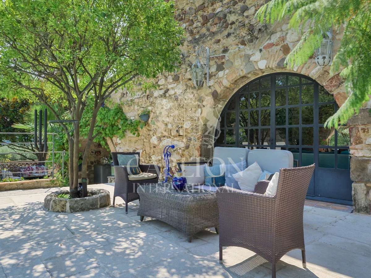 Maison Biot