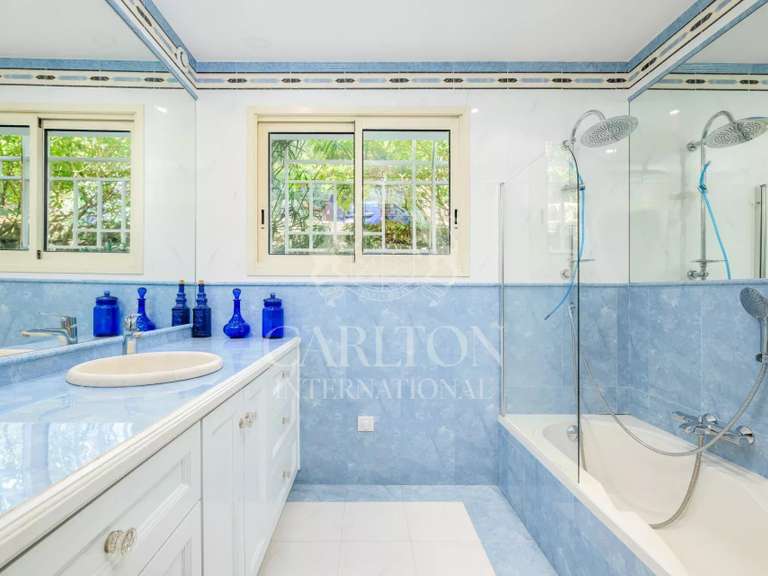 House Valbonne - 7 bedrooms - 520m²