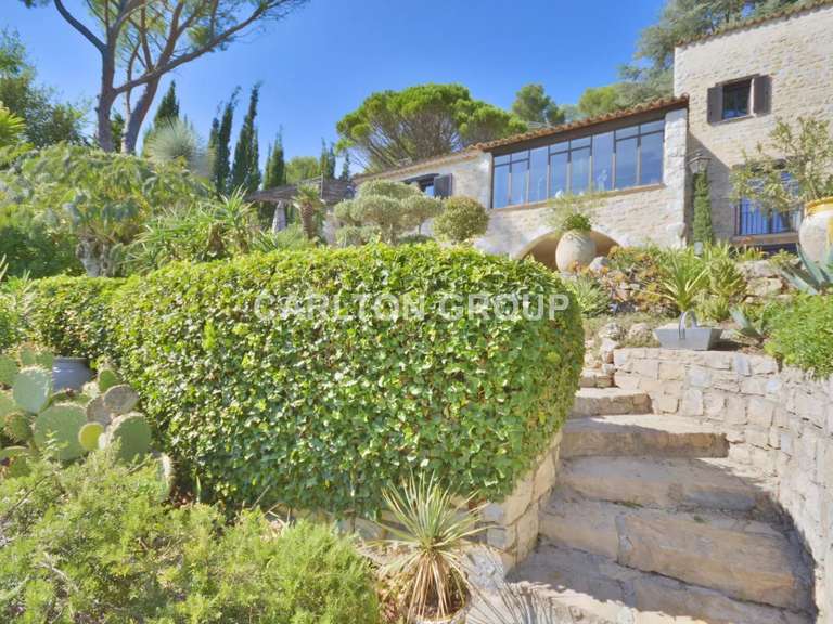 Maison Biot - 4 chambres - 260m²