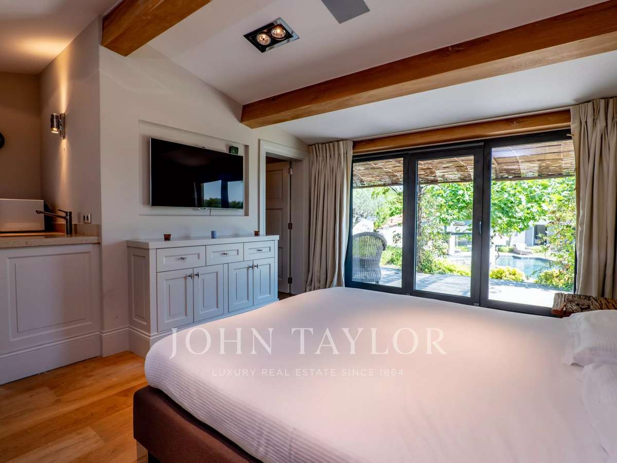 House Mougins